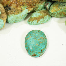 Load image into Gallery viewer, Turquoise Mountain Round Cabochon