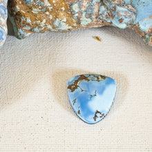 Load image into Gallery viewer, Golden Hill: Cabochon
