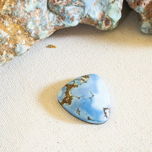 Load image into Gallery viewer, Golden Hill: Cabochon
