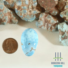 Load image into Gallery viewer, Golden Hill: Cabochon
