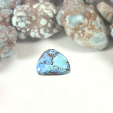 Load image into Gallery viewer, Golden Hill: Cabochon
