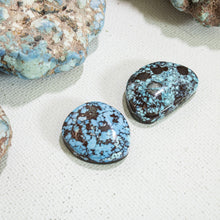 Load image into Gallery viewer, Golden Hill: Cabochon Pair
