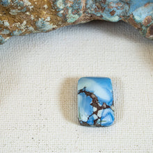 Load image into Gallery viewer, Golden Hill: Cabochon
