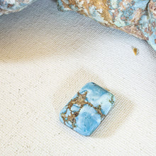 Load image into Gallery viewer, Golden Hill: Cabochon
