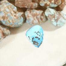 Load image into Gallery viewer, Golden Hill: Cabochon
