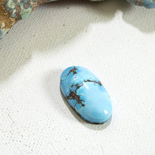 Load image into Gallery viewer, Golden Hill: Cabochon
