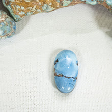 Load image into Gallery viewer, Golden Hill: Cabochon
