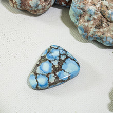 Load image into Gallery viewer, Golden Hill: Cabochon
